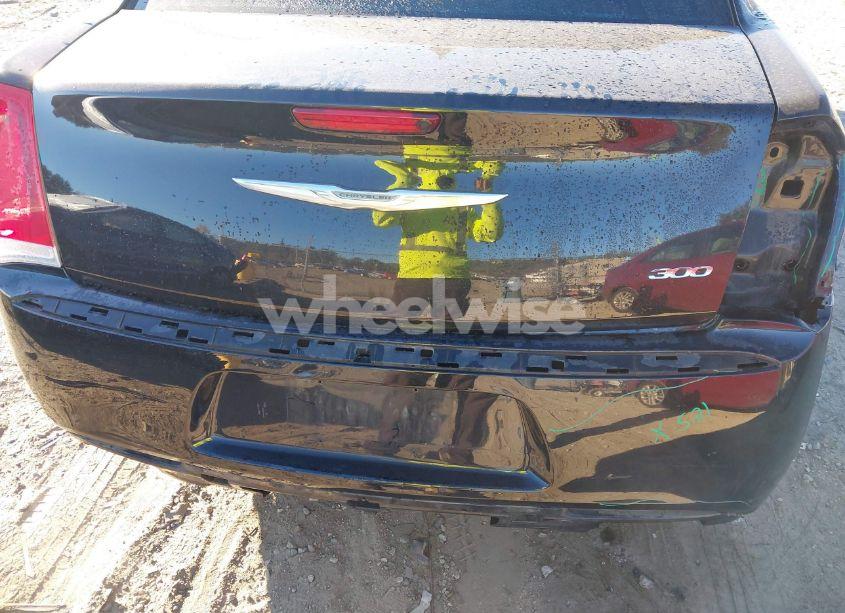 Photo 6 of 2015 Chrysler 300 LIMITED (VIN 2C3CCAAG7FH766709)