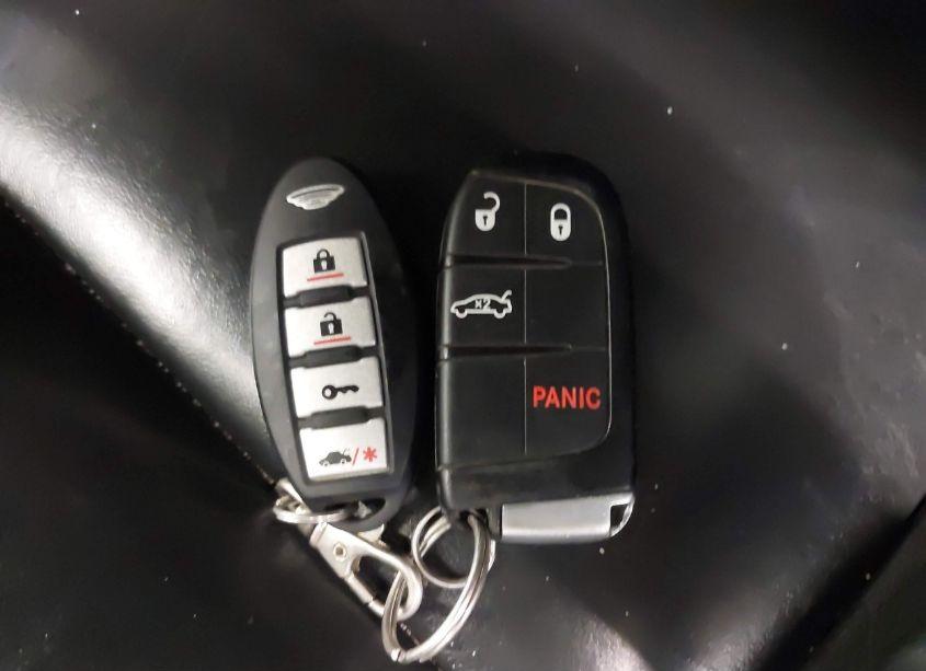 Photo 11 of 2016 Chrysler 300 LIMITED (VIN 2C3CCAAG7GH181288)