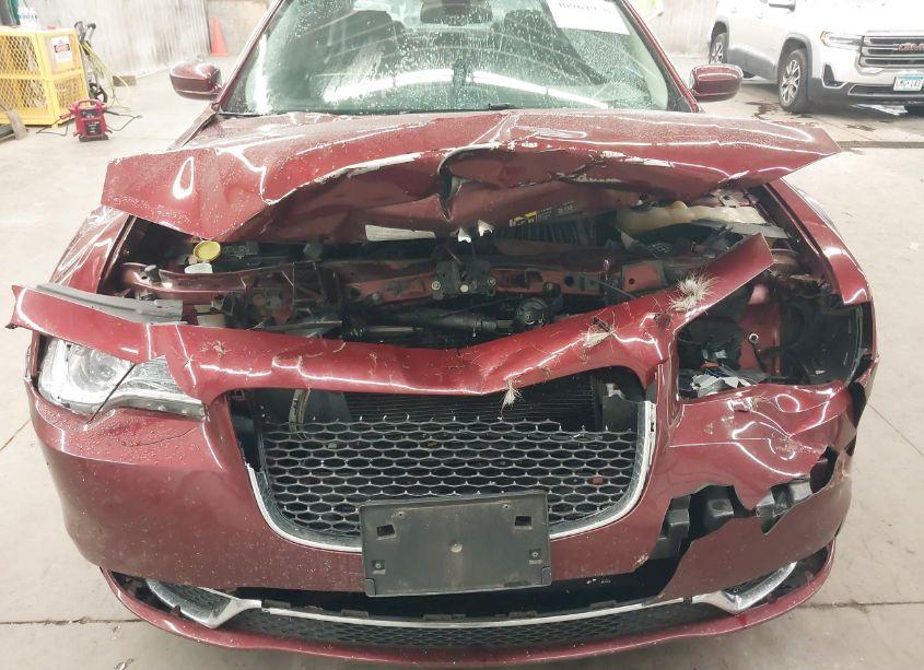Photo 6 of 2016 Chrysler 300 LIMITED (VIN 2C3CCAAG7GH181288)