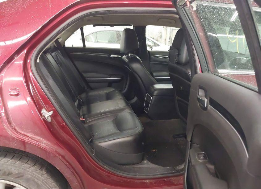 Photo 8 of 2016 Chrysler 300 LIMITED (VIN 2C3CCAAG7GH181288)