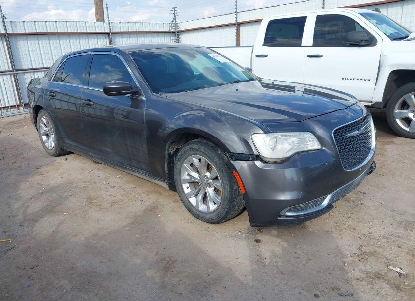 2016 Chrysler 300 LIMITED (VIN 2C3CCAAG7GH243739) main photo
