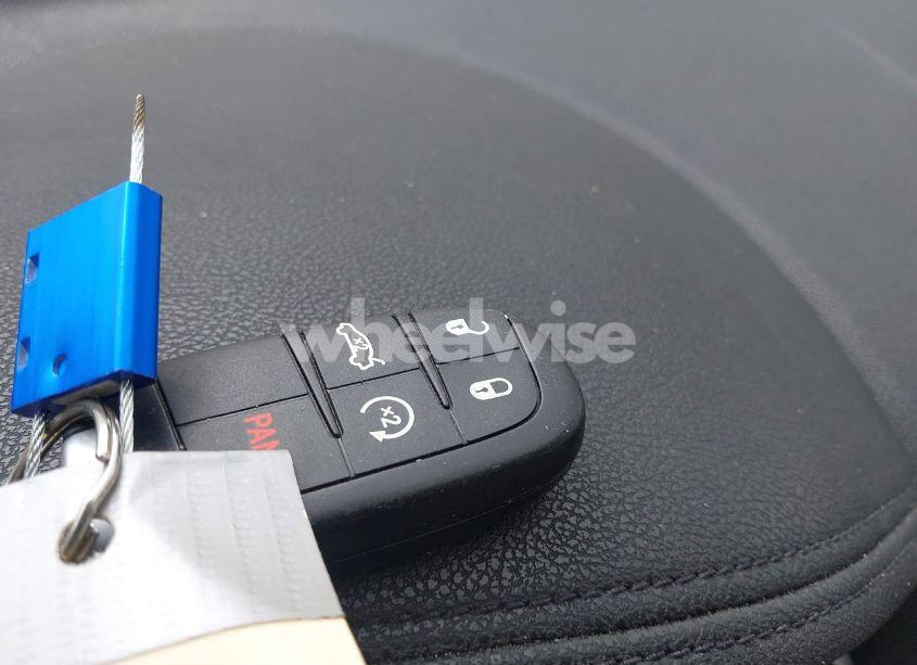 Photo 11 of 2019 Chrysler 300 TOURING (VIN 2C3CCAAG7KH731159)