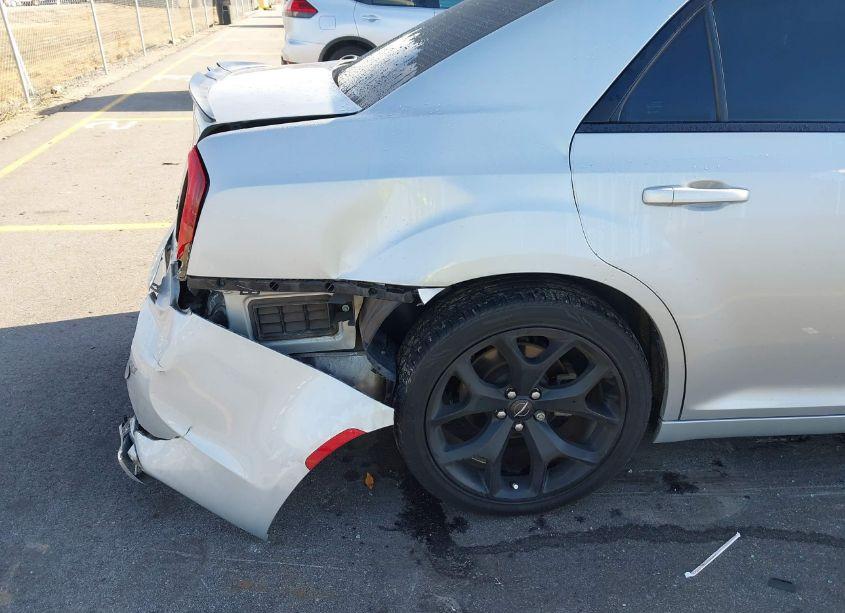 Photo 17 of 2020 Chrysler 300 TOURING (VIN 2C3CCAAG7LH181530)