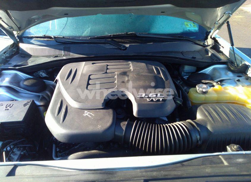 Photo 10 of 2012 Chrysler 300 (VIN 2C3CCAAG8CH113639)