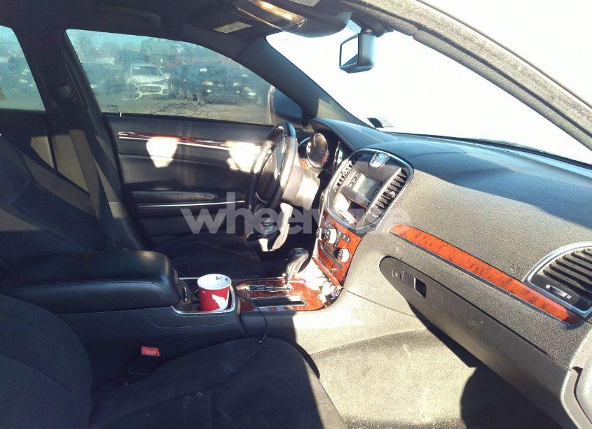 Photo 5 of 2012 Chrysler 300 (VIN 2C3CCAAG8CH113639)