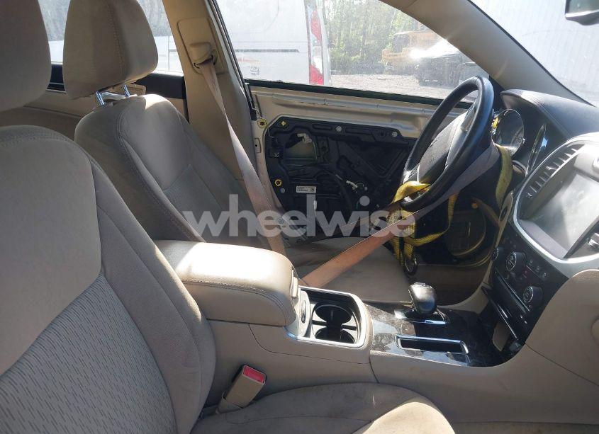 Photo 5 of 2012 Chrysler 300 (VIN 2C3CCAAG8CH261449)