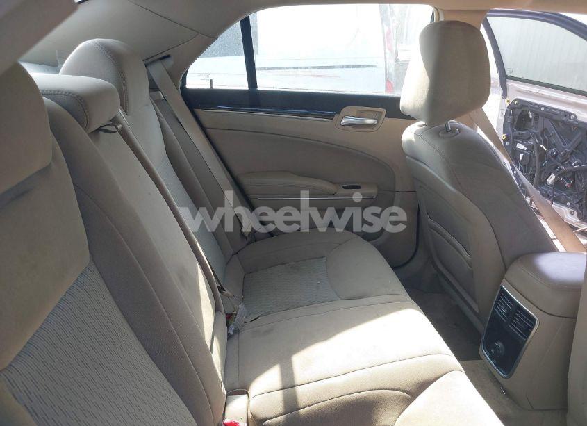 Photo 8 of 2012 Chrysler 300 (VIN 2C3CCAAG8CH261449)