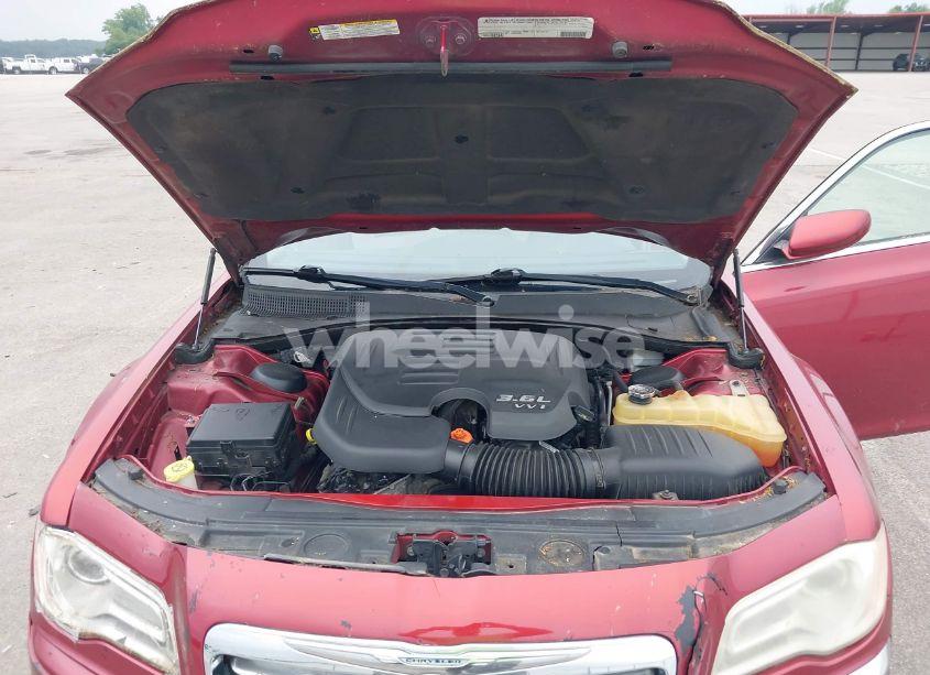 Photo 10 of 2012 Chrysler 300 (VIN 2C3CCAAG8CH273097)