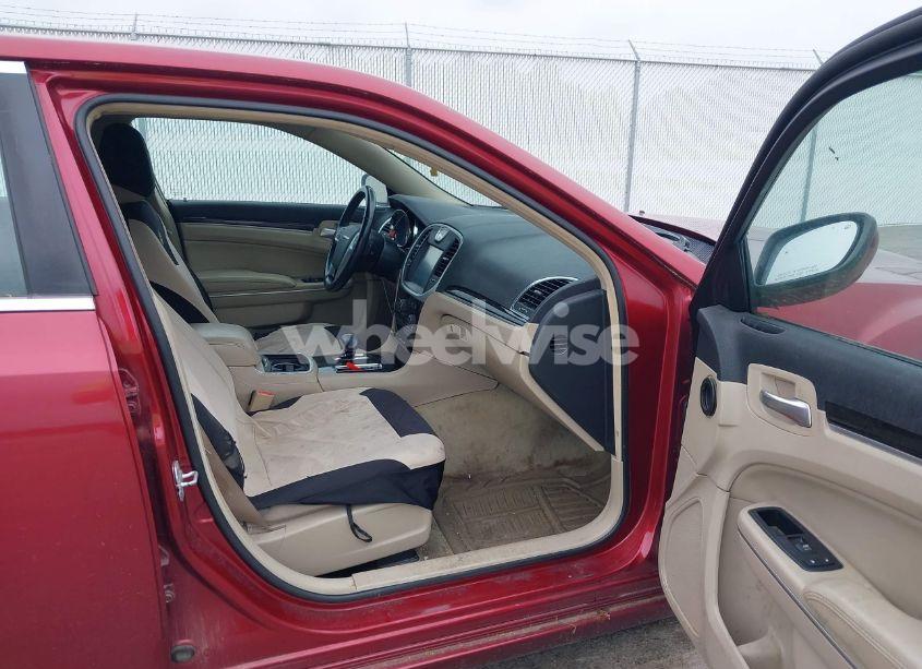 Photo 5 of 2012 Chrysler 300 (VIN 2C3CCAAG8CH273097)