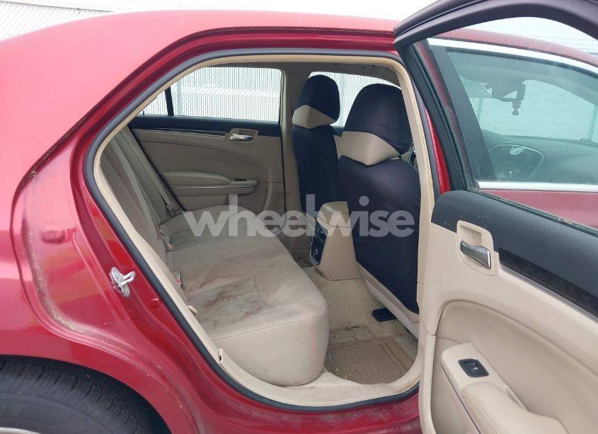 Photo 8 of 2012 Chrysler 300 (VIN 2C3CCAAG8CH273097)