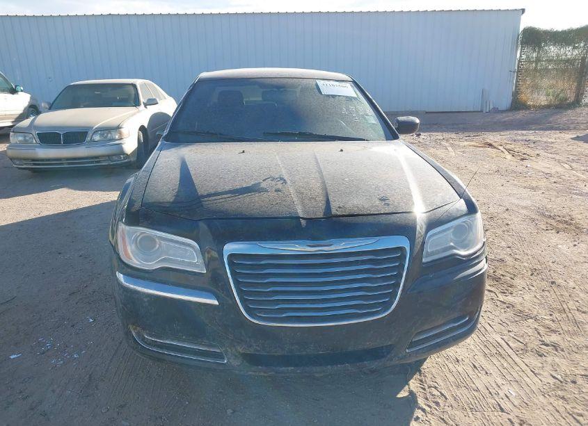 Photo 12 of 2013 Chrysler 300 MOTOWN (VIN 2C3CCAAG8DH569268)