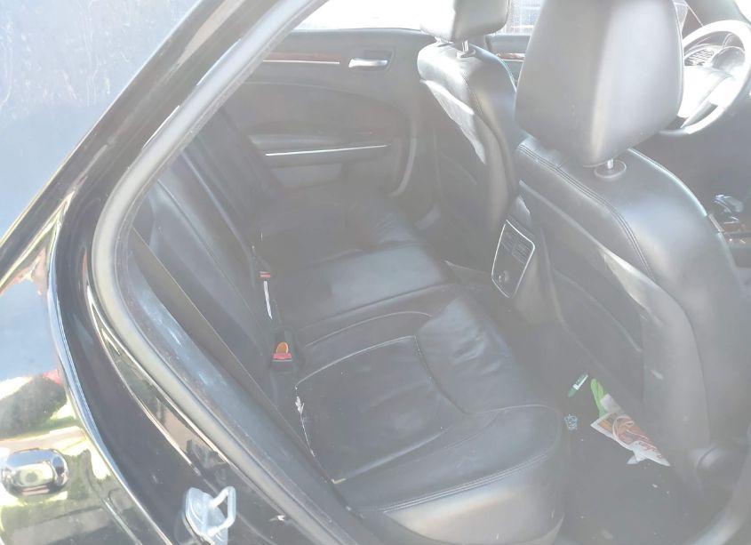 Photo 8 of 2013 Chrysler 300 MOTOWN (VIN 2C3CCAAG8DH569268)