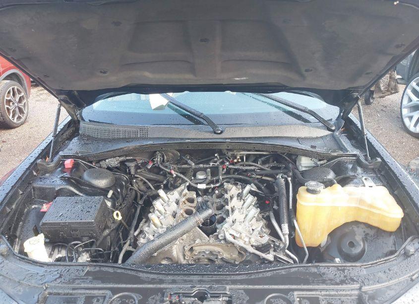 Photo 6 of 2013 Chrysler 300 MOTOWN (VIN 2C3CCAAG8DH588595)