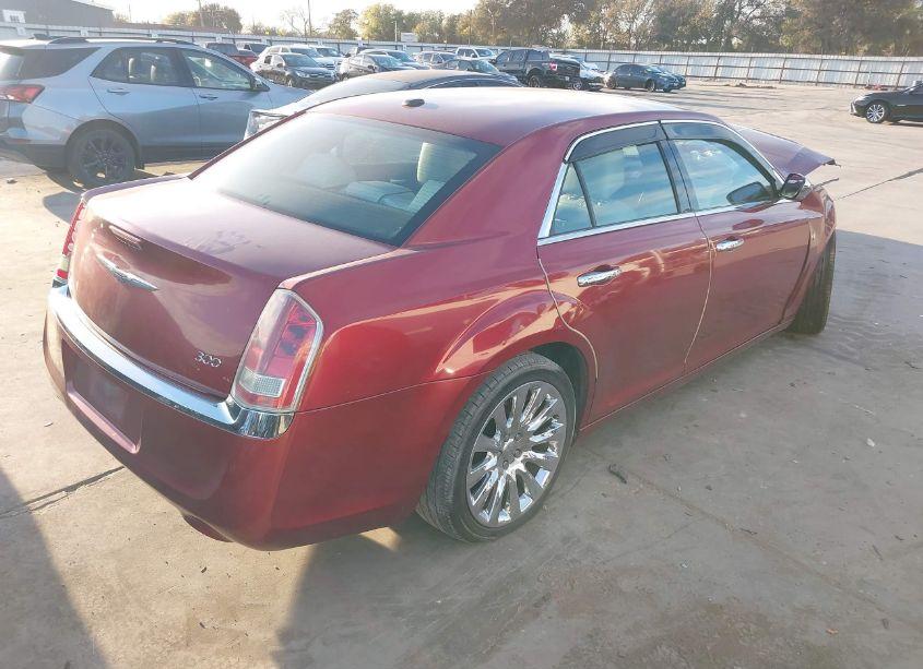 Photo 4 of 2013 Chrysler 300 MOTOWN (VIN 2C3CCAAG8DH698465)