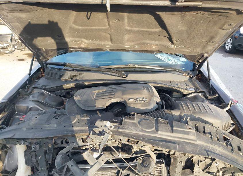 Photo 10 of 2013 Chrysler 300 MOTOWN (VIN 2C3CCAAG8DH731996)