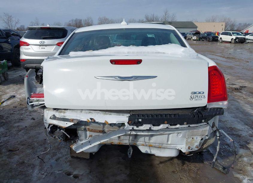 Photo 17 of 2015 Chrysler 300 LIMITED (VIN 2C3CCAAG8FH780666)
