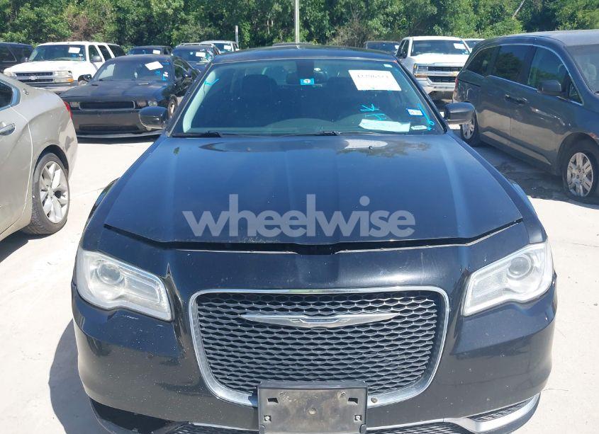 Photo 12 of 2015 Chrysler 300 LIMITED (VIN 2C3CCAAG8FH920862)