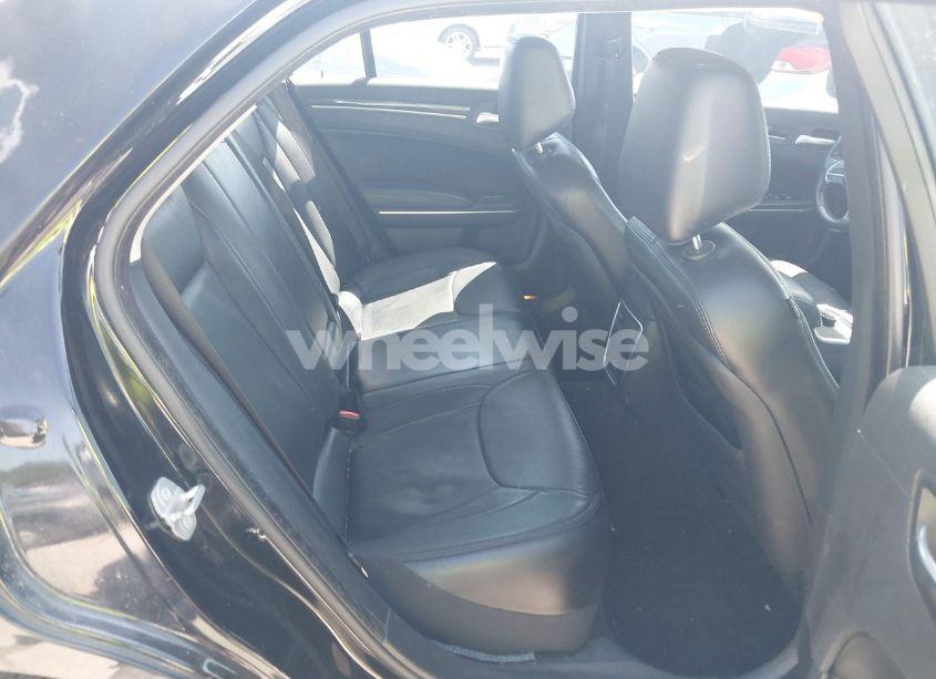 Photo 8 of 2015 Chrysler 300 LIMITED (VIN 2C3CCAAG8FH920862)