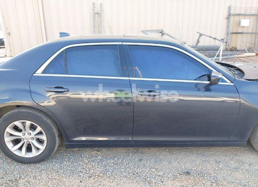 Photo 13 of 2015 Chrysler 300 LIMITED (VIN 2C3CCAAG8FH929898)