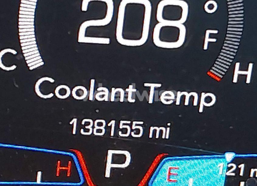 Photo 15 of 2015 Chrysler 300 LIMITED (VIN 2C3CCAAG8FH929898)