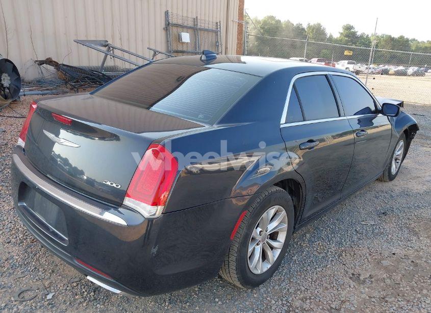 Photo 4 of 2015 Chrysler 300 LIMITED (VIN 2C3CCAAG8FH929898)