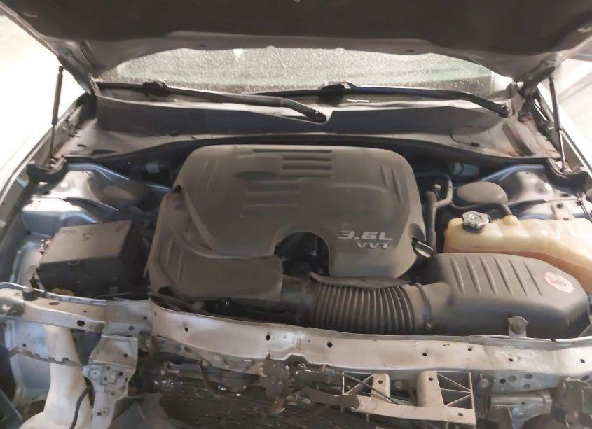 Photo 10 of 2016 Chrysler 300 LIMITED (VIN 2C3CCAAG8GH181350)