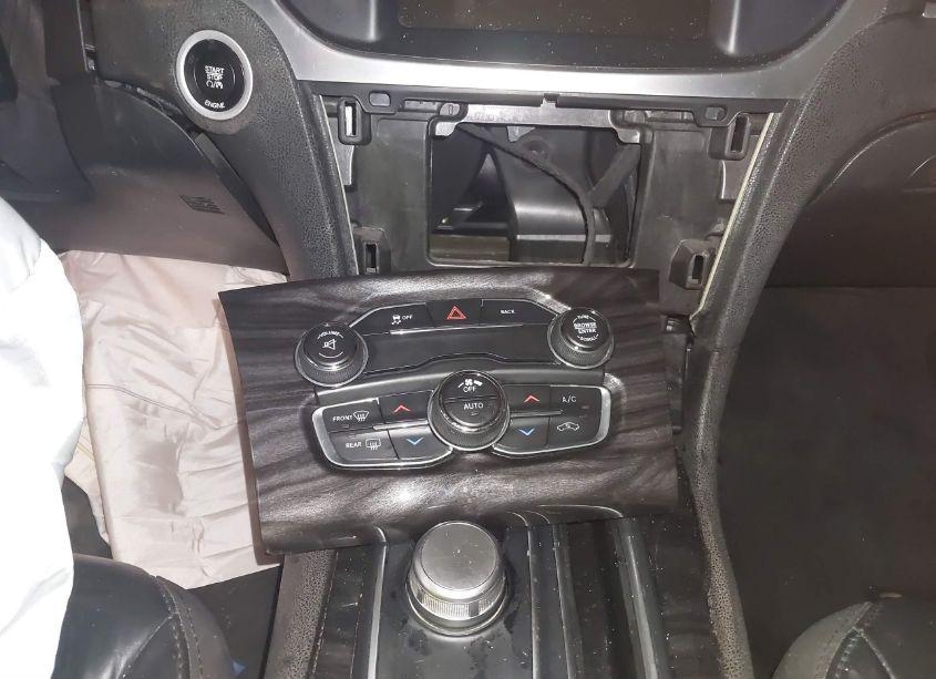 Photo 22 of 2016 Chrysler 300 LIMITED (VIN 2C3CCAAG8GH181350)