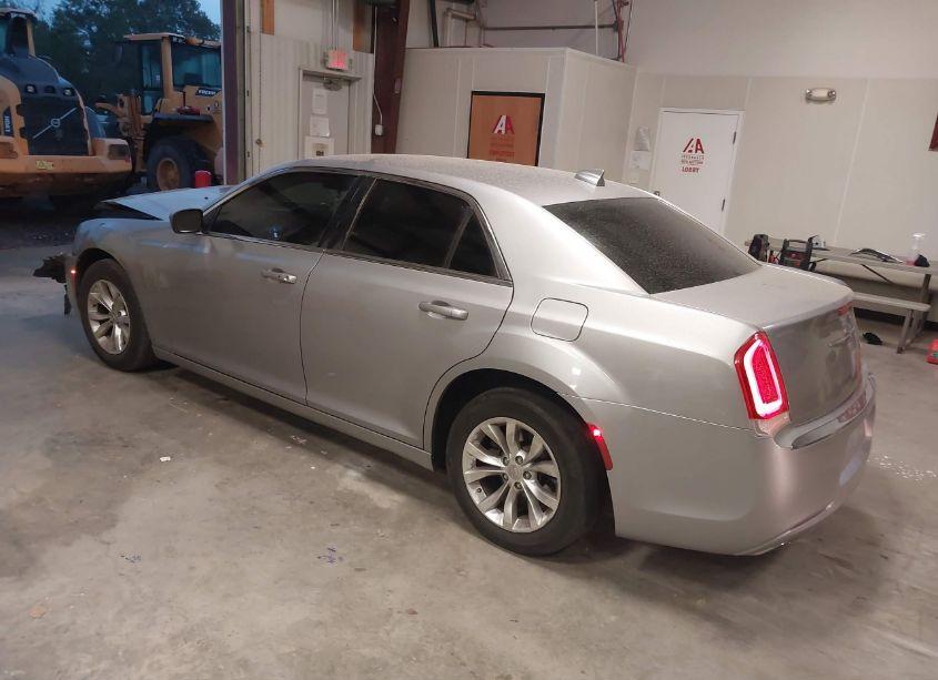Photo 3 of 2016 Chrysler 300 LIMITED (VIN 2C3CCAAG8GH181350)