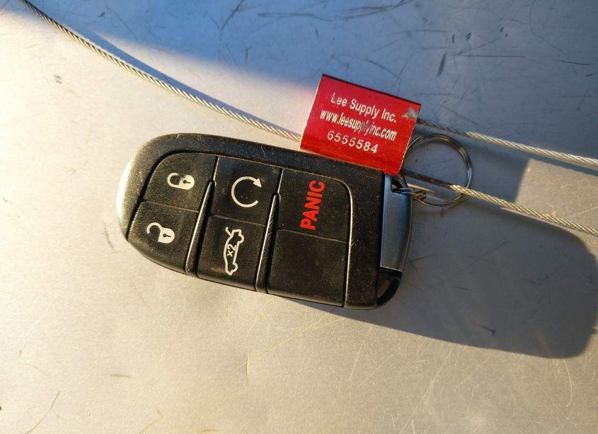 Photo 11 of 2016 Chrysler 300 LIMITED (VIN 2C3CCAAG8GH252871)