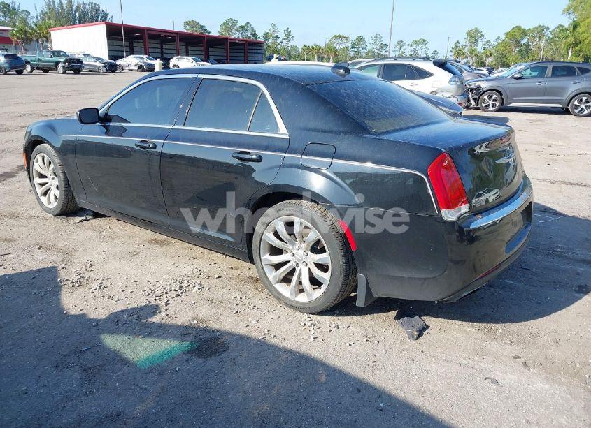Photo 3 of 2016 Chrysler 300 LIMITED (VIN 2C3CCAAG8GH311160)