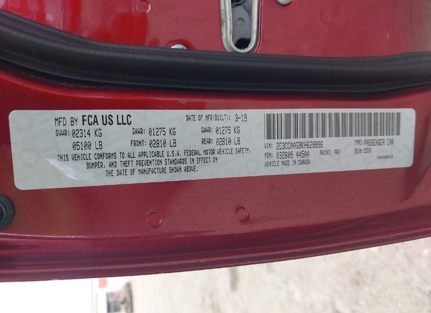 Photo 9 of 2019 Chrysler 300 TOURING (VIN 2C3CCAAG8KH628896)