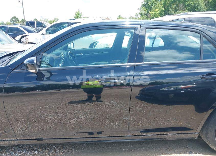 Photo 15 of 2021 Chrysler 300 TOURING L (VIN 2C3CCAAG8MH661593)