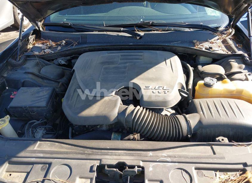 Photo 10 of 2012 Chrysler 300 (VIN 2C3CCAAG9CH127081)