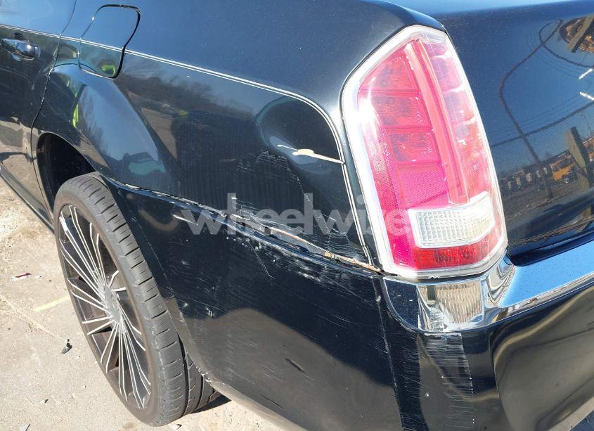 Photo 17 of 2012 Chrysler 300 (VIN 2C3CCAAG9CH127081)