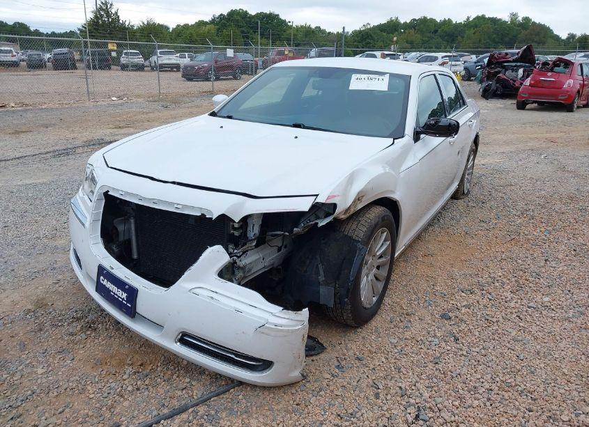 Photo 2 of 2013 Chrysler 300 MOTOWN (VIN 2C3CCAAG9DH506955)