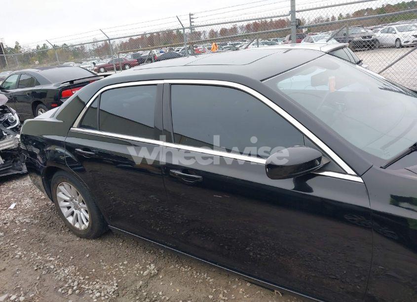 Photo 14 of 2013 Chrysler 300 MOTOWN (VIN 2C3CCAAG9DH632264)