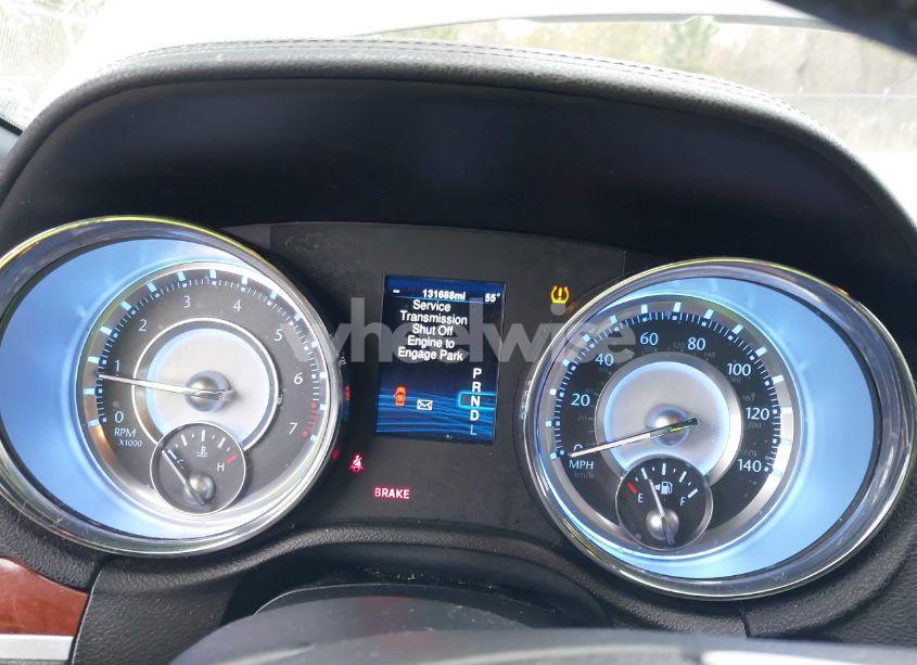 Photo 7 of 2013 Chrysler 300 MOTOWN (VIN 2C3CCAAG9DH632264)