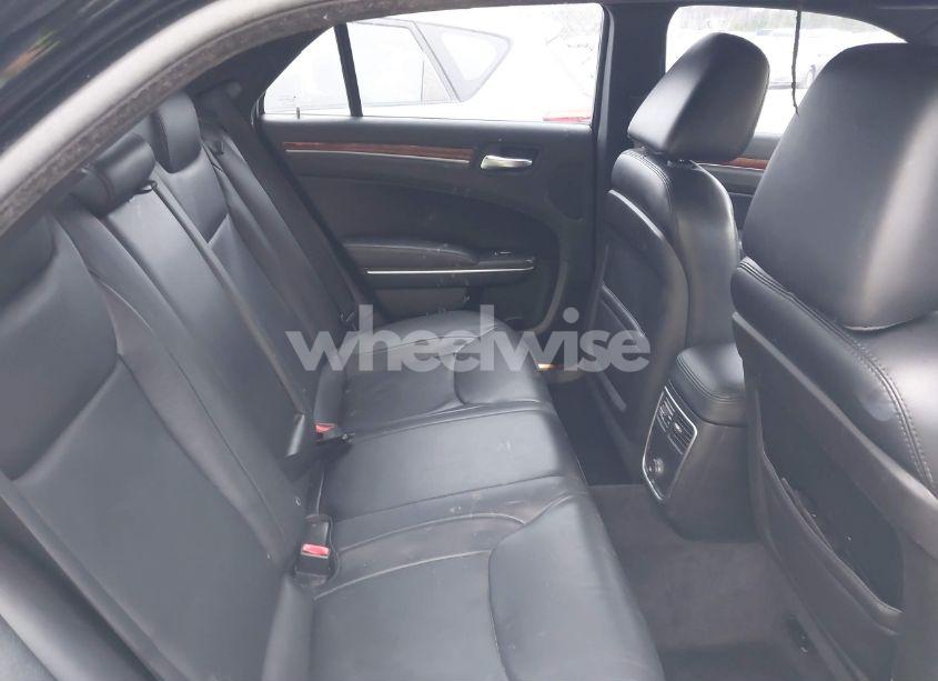 Photo 8 of 2013 Chrysler 300 MOTOWN (VIN 2C3CCAAG9DH632264)