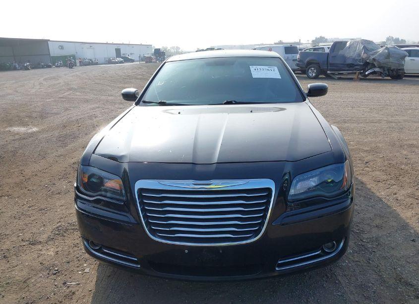 Photo 12 of 2013 Chrysler 300 MOTOWN (VIN 2C3CCAAG9DH657200)