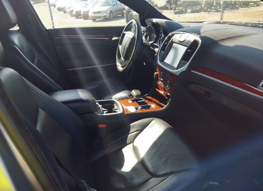 Photo 5 of 2014 Chrysler 300 (VIN 2C3CCAAG9EH119890)