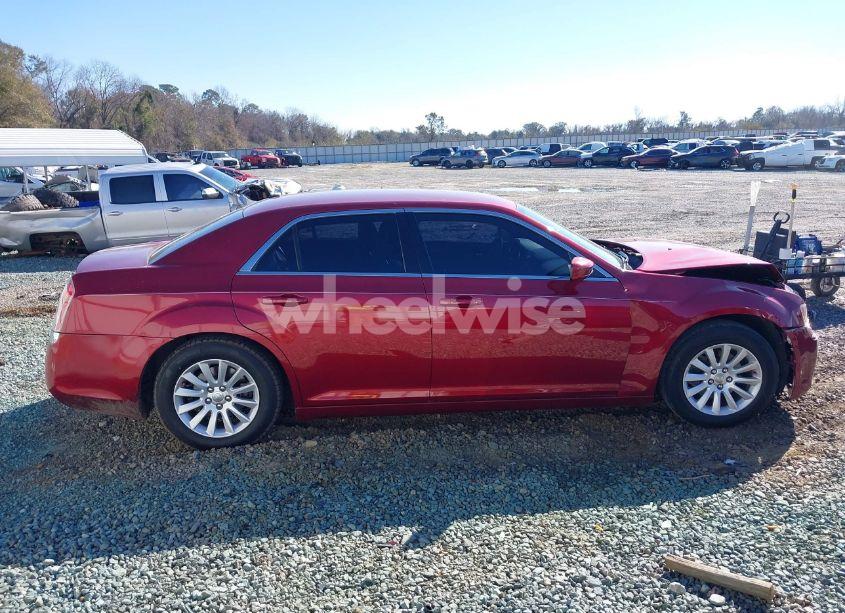 Photo 13 of 2014 Chrysler 300 (VIN 2C3CCAAG9EH168006)