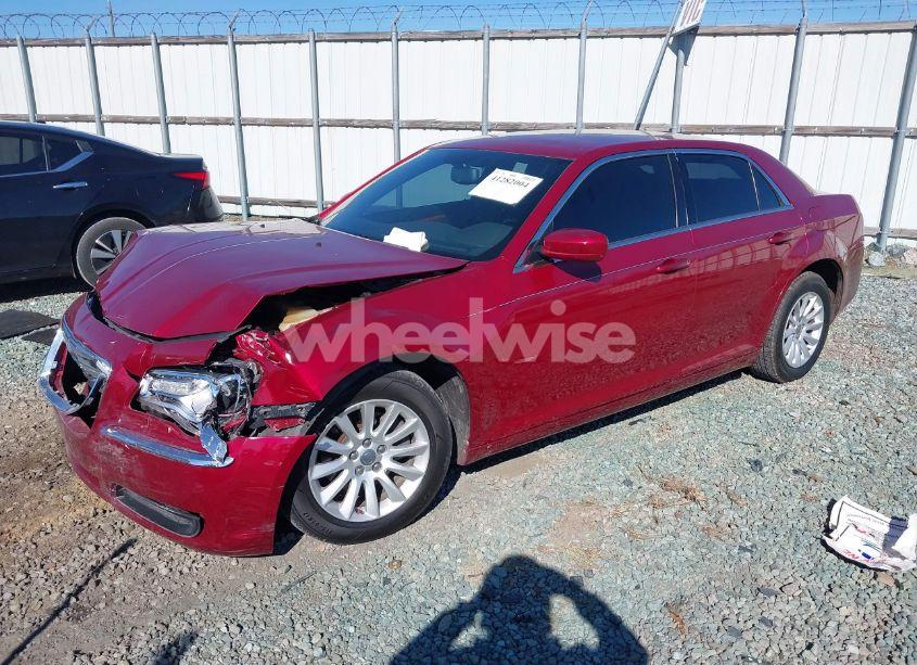 Photo 2 of 2014 Chrysler 300 (VIN 2C3CCAAG9EH168006)