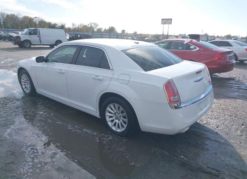 Photo 3 of 2014 Chrysler 300 (VIN 2C3CCAAG9EH239902)