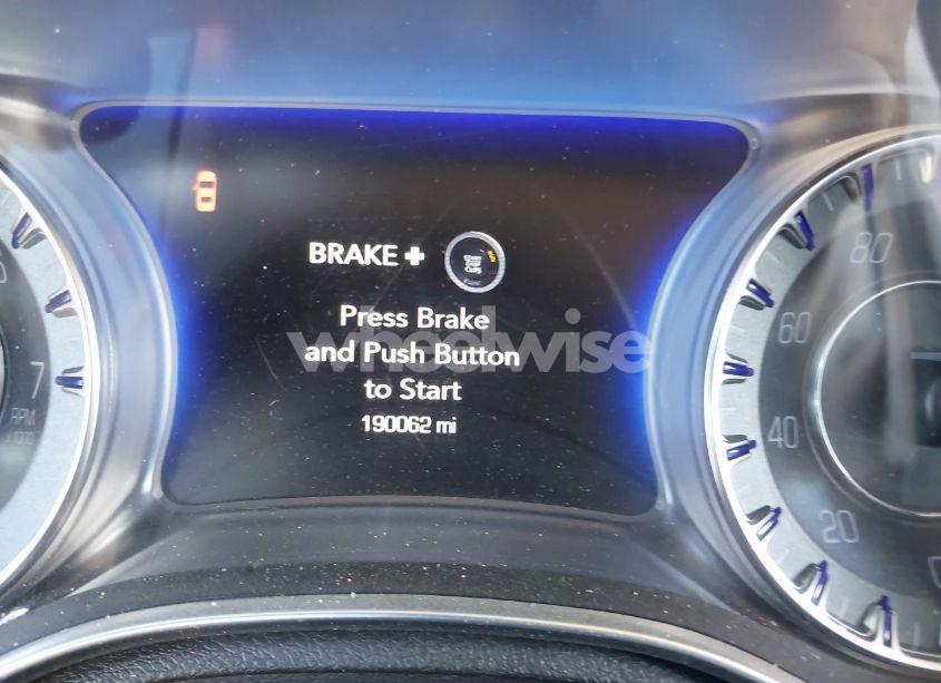 Photo 7 of 2015 Chrysler 300 LIMITED (VIN 2C3CCAAG9FH828983)