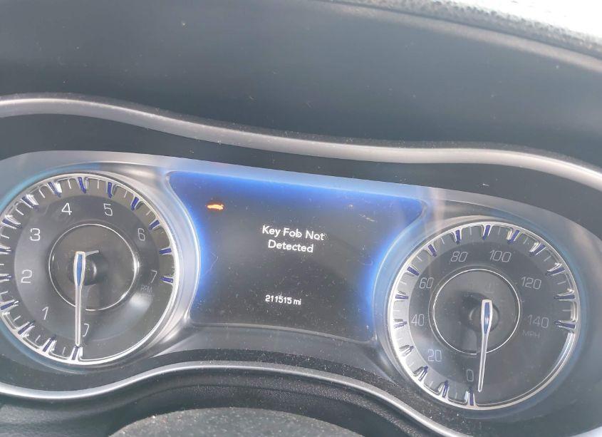 Photo 7 of 2015 Chrysler 300 LIMITED (VIN 2C3CCAAG9FH830510)