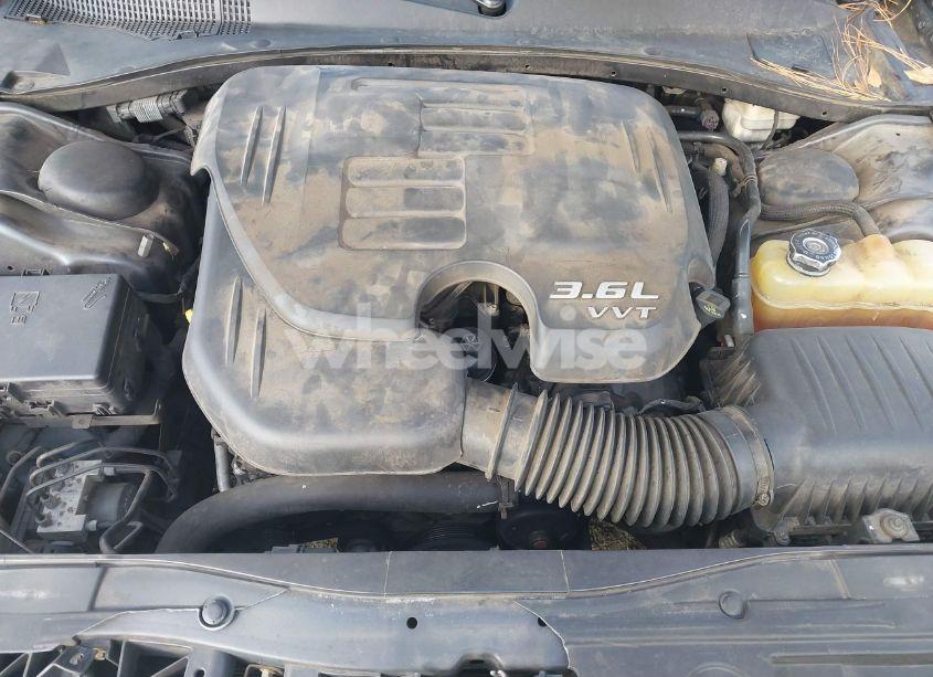 Photo 10 of 2015 Chrysler 300 LIMITED (VIN 2C3CCAAG9FH908543)