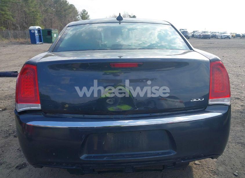 Photo 16 of 2015 Chrysler 300 LIMITED (VIN 2C3CCAAG9FH908543)