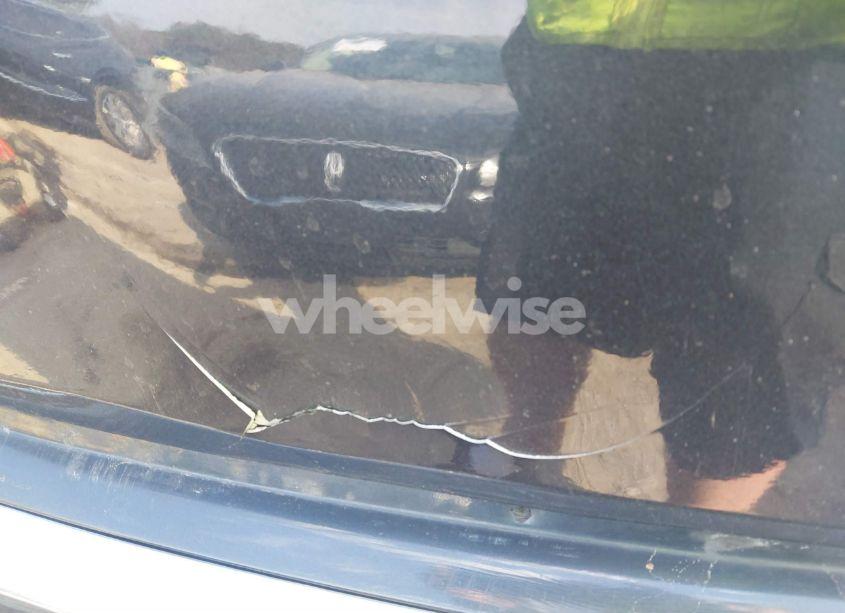 Photo 17 of 2015 Chrysler 300 LIMITED (VIN 2C3CCAAG9FH908543)