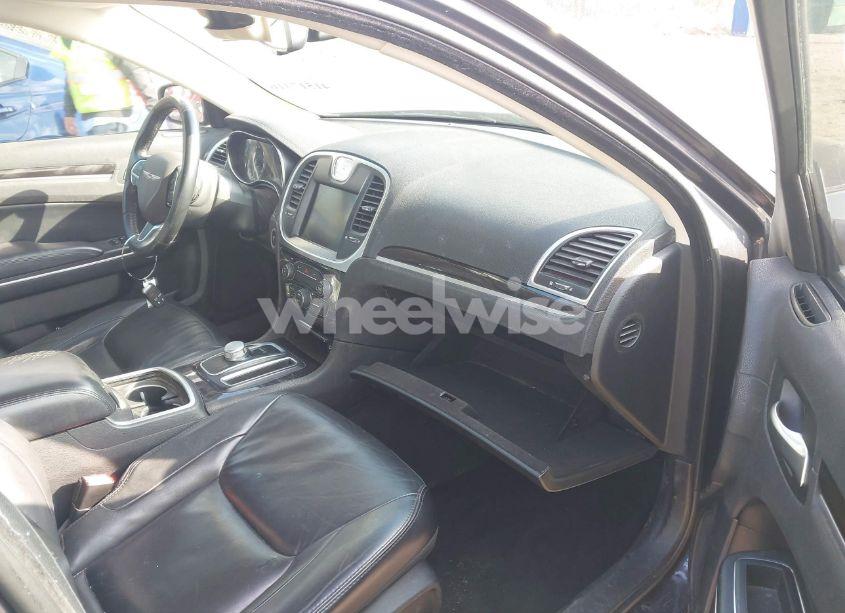 Photo 5 of 2015 Chrysler 300 LIMITED (VIN 2C3CCAAG9FH908543)