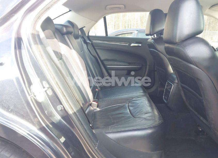 Photo 8 of 2015 Chrysler 300 LIMITED (VIN 2C3CCAAG9FH908543)